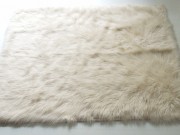 tappetocoperta-bianco-pelo-lungo